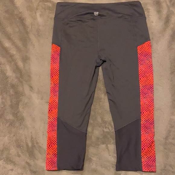 Forever 21 Leggings - Picture 2 of 2